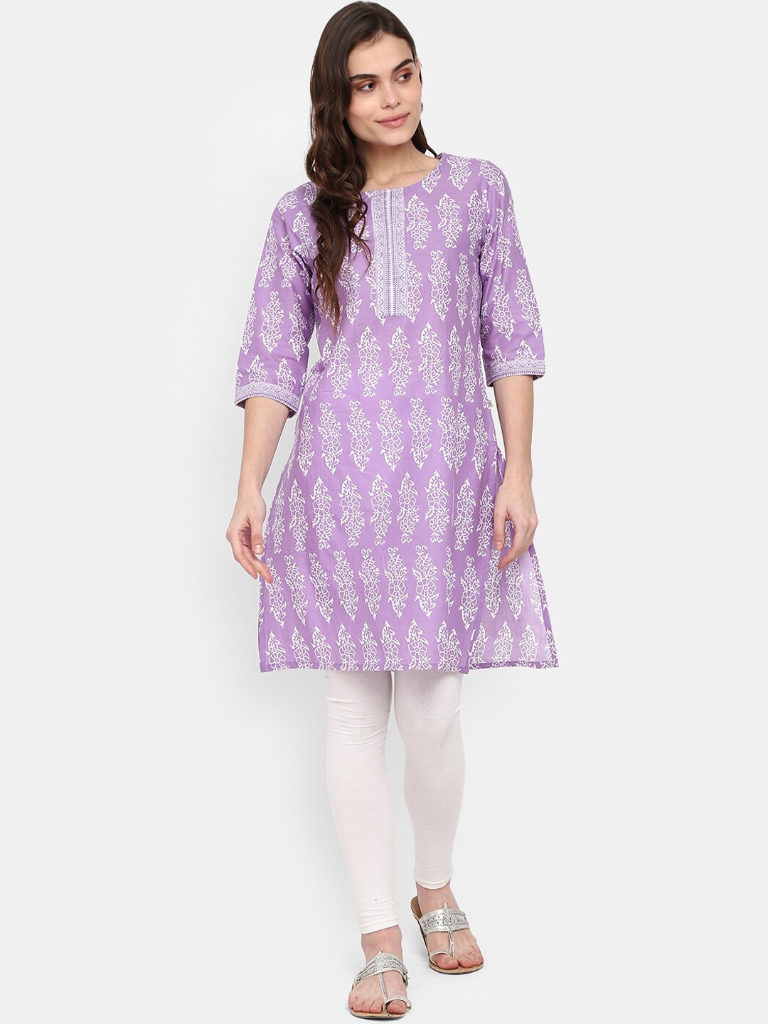 

V-Mart Women Purple Floral Printed Thread Work Kurta