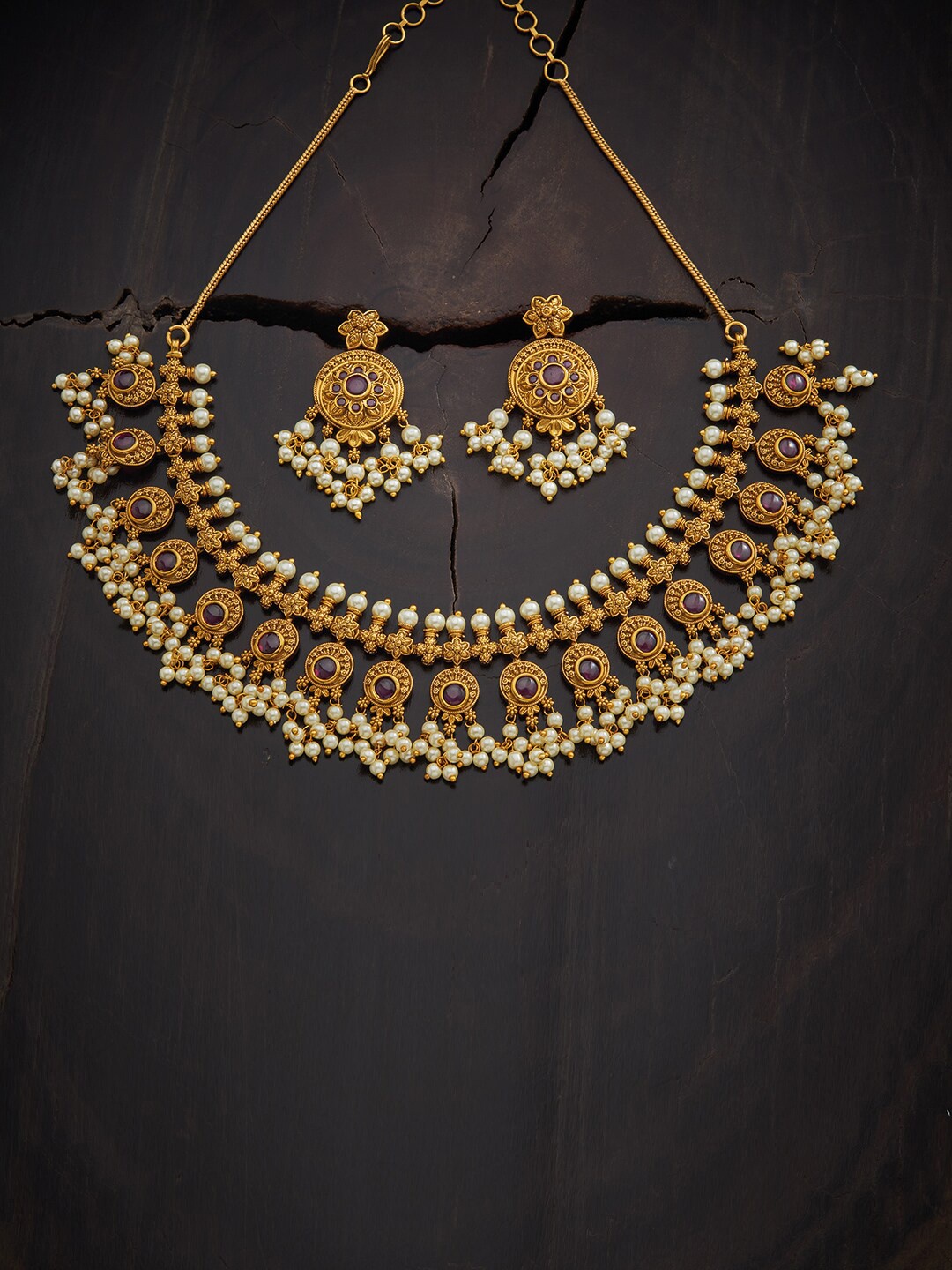 

Kushal's Fashion Jewellery Red & Gold-Plated Jewelry Set