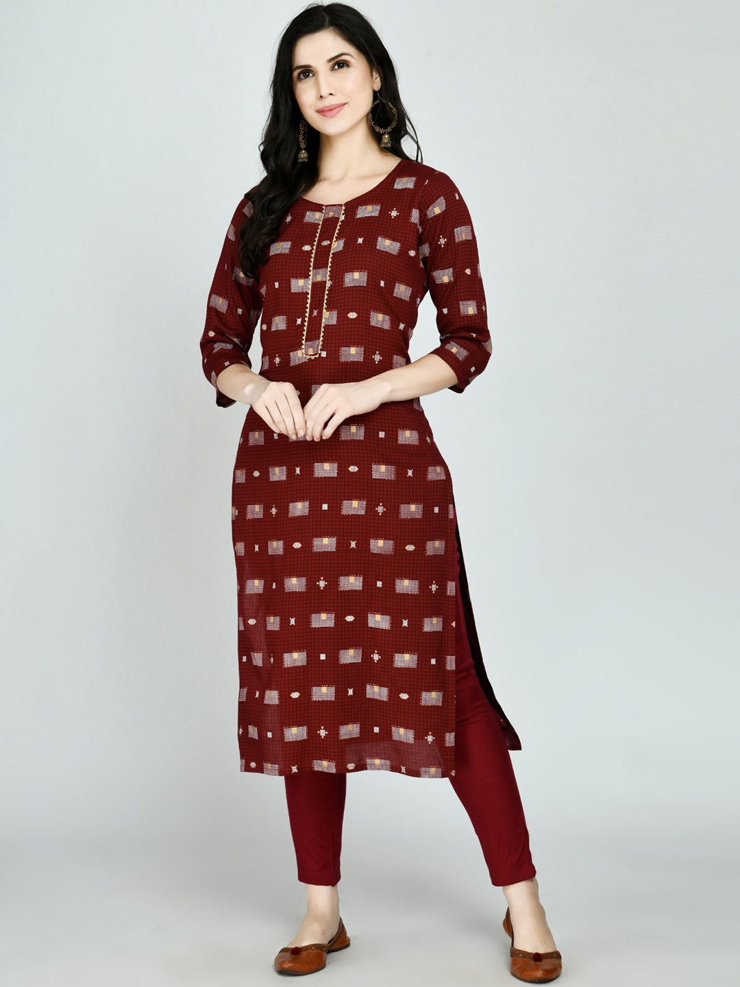

MAFE Women Maroon Ethnic Motifs Printed Kurti with Trousers