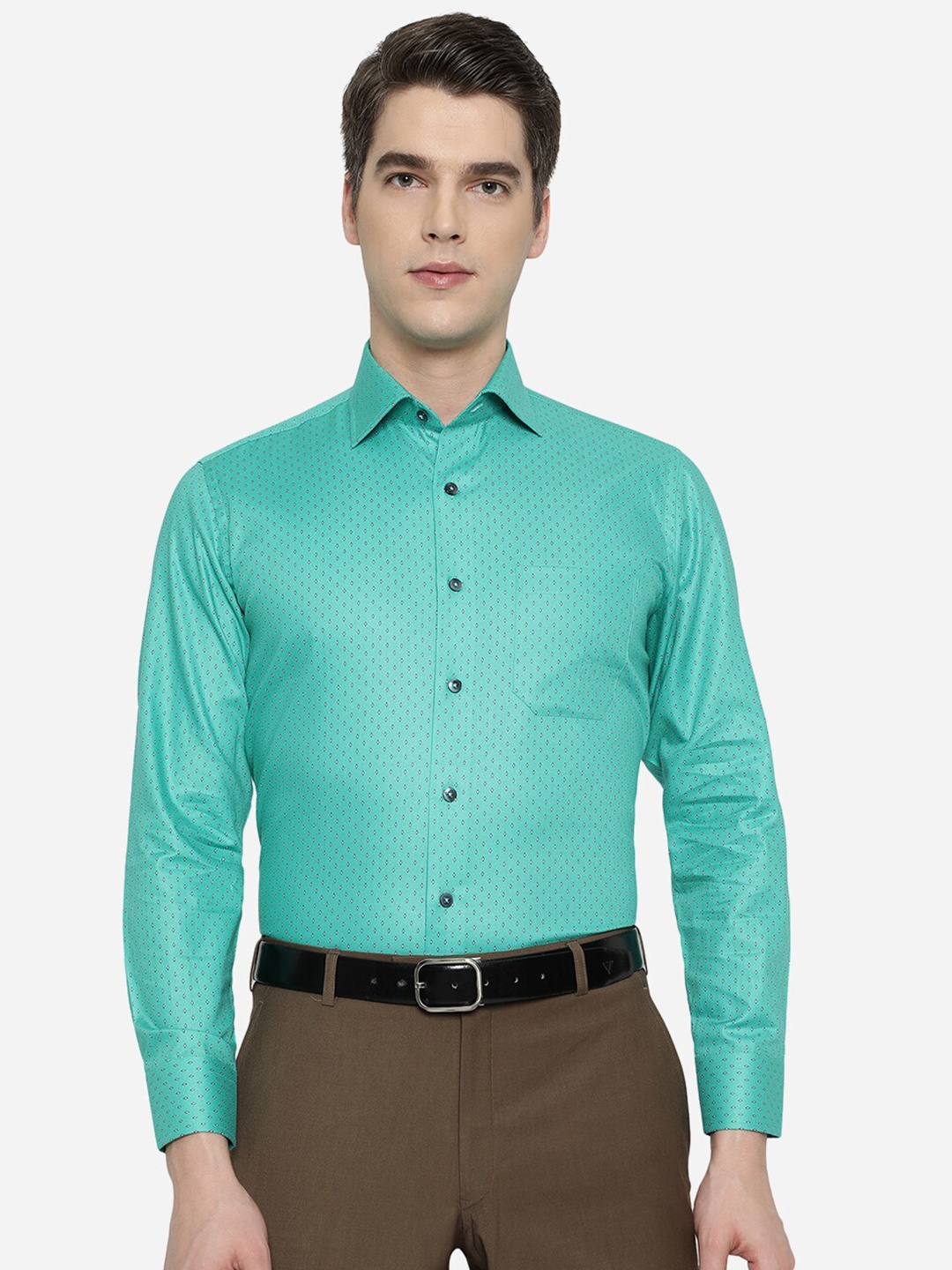 

METAL Men Green Slim Fit Formal Shirt