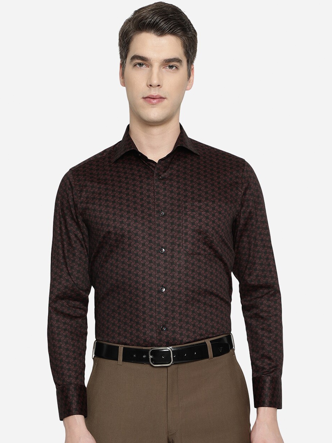 

METAL Men Black Slim Fit Printed Formal Shirt