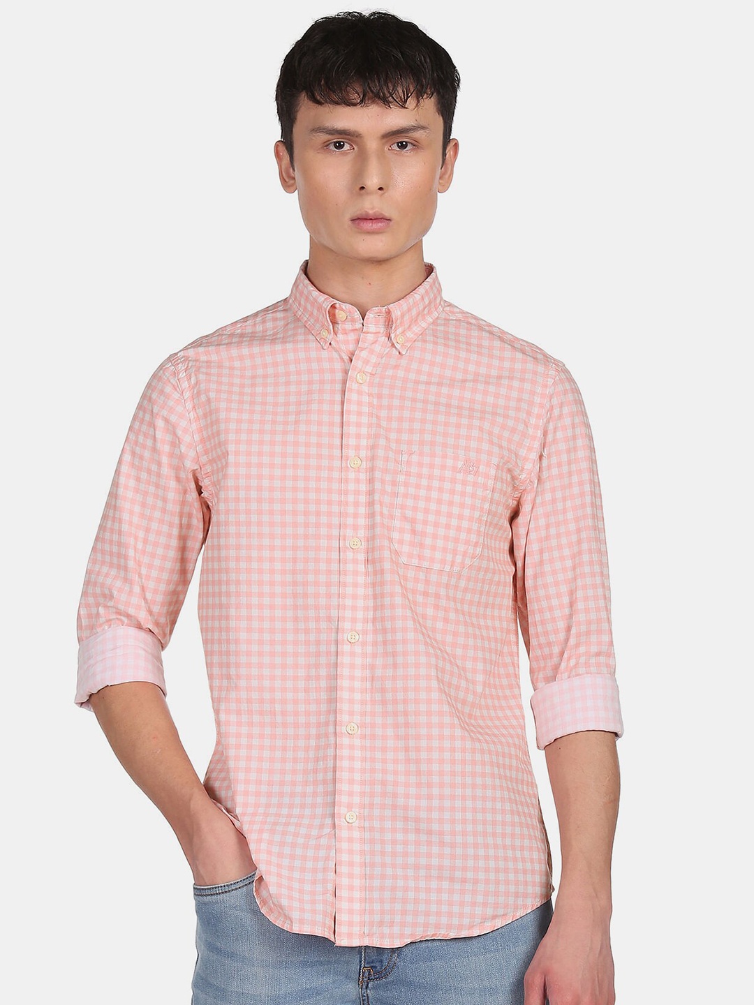 

Aeropostale Men Pink Gingham Checks Checked Casual Shirt