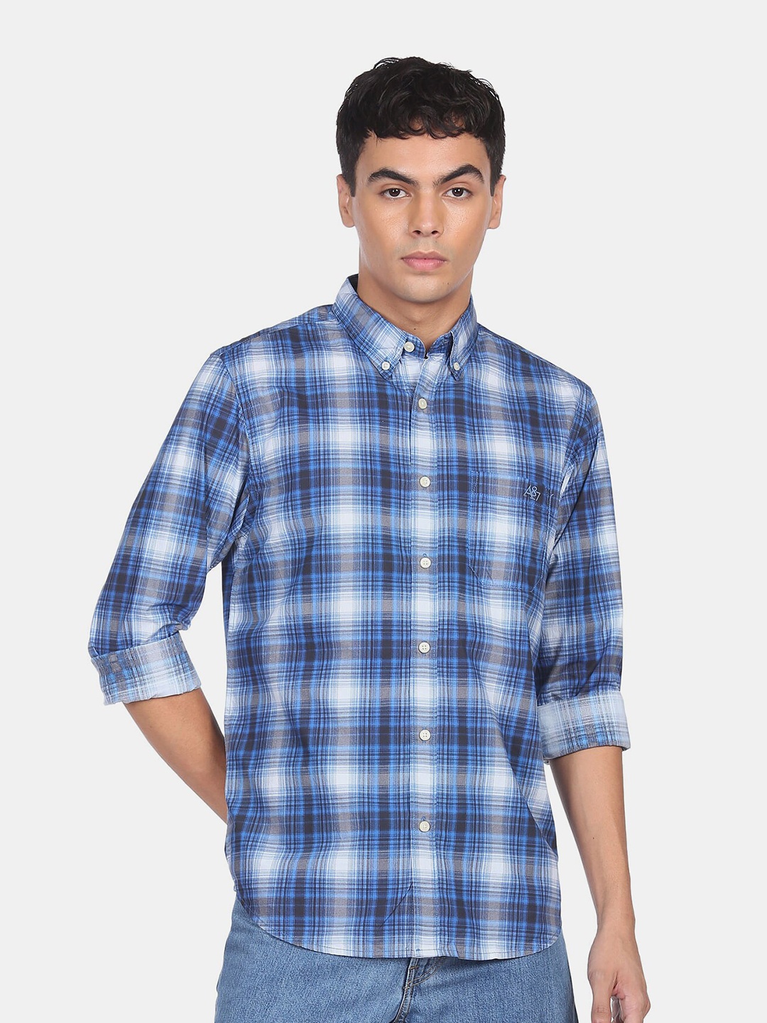 

Aeropostale Men Blue Tartan Checks Checked Casual Shirt