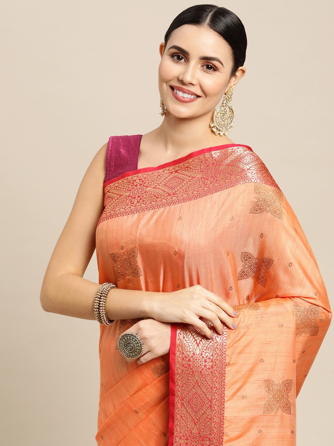 

elora Peach-Coloured & Gold Ethnic Motifs Silk Blend Celebrity Banarasi Saree