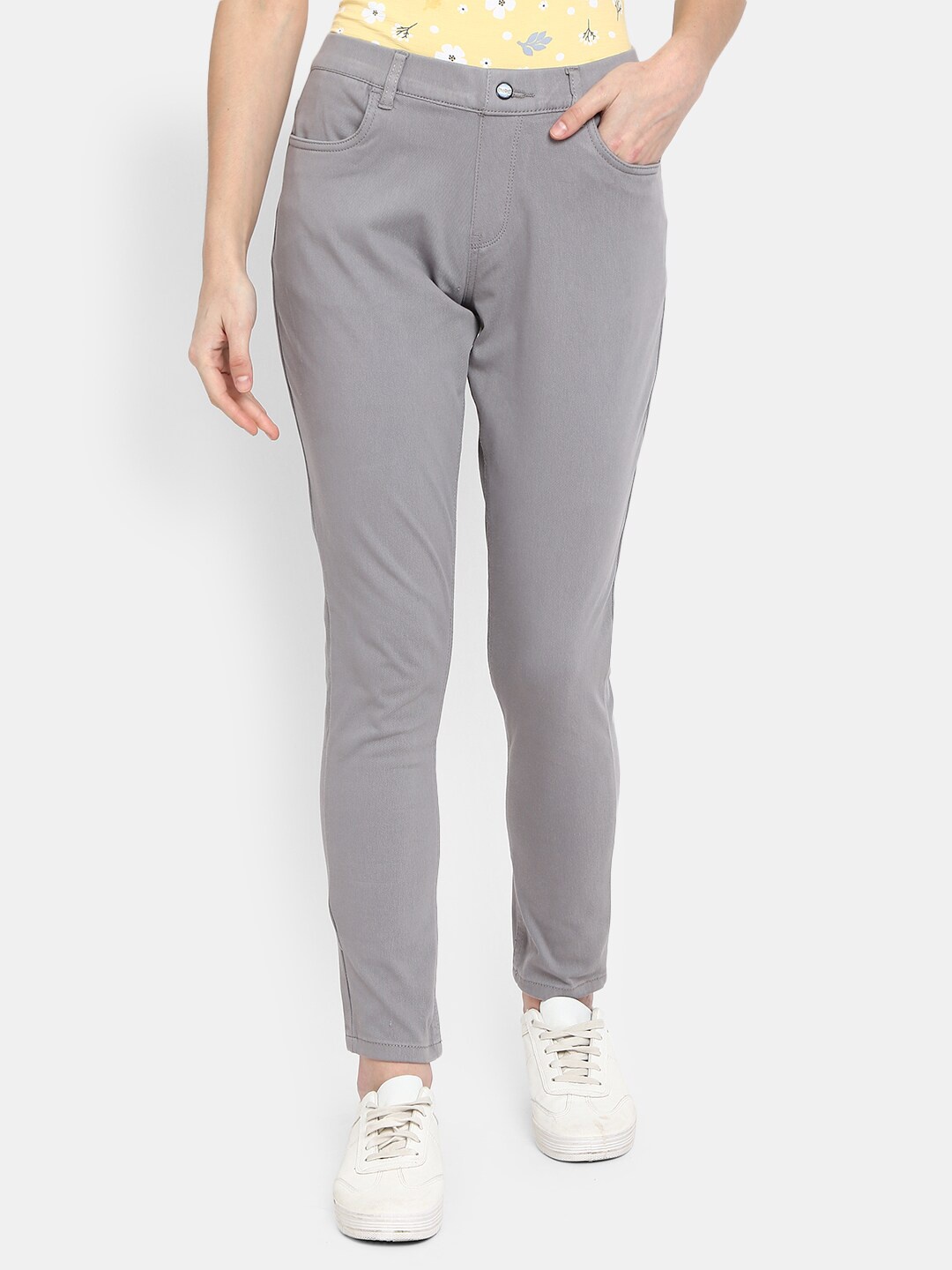 

V-Mart Women Grey Solid Cotton Jeggings