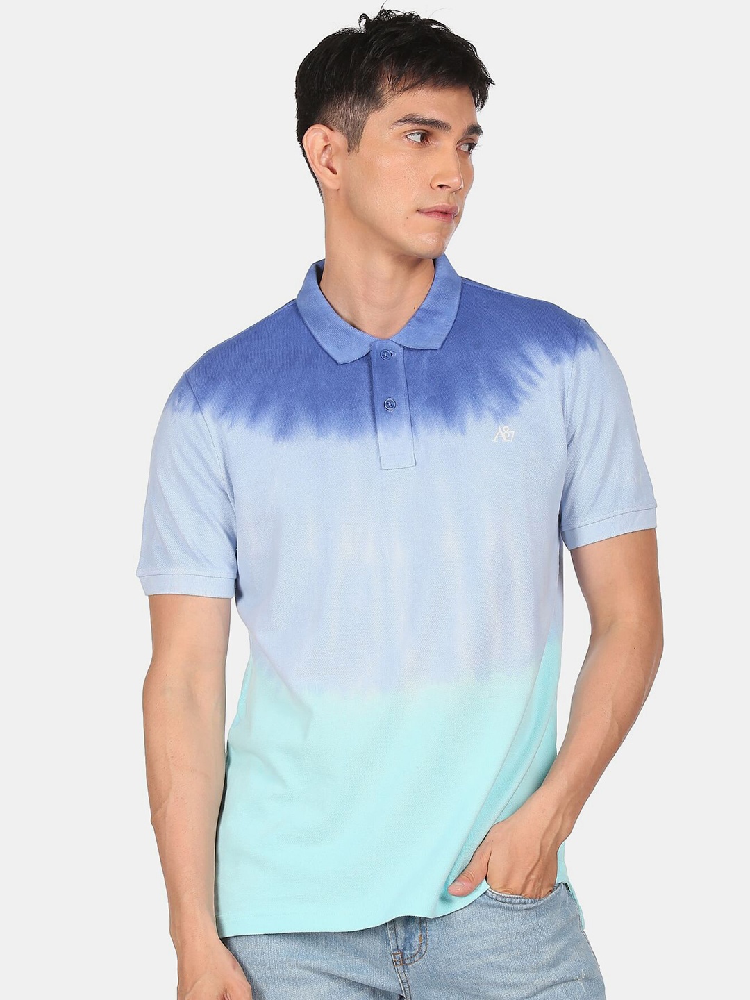 

Aeropostale Men Blue Dyed Polo Collar T-shirt