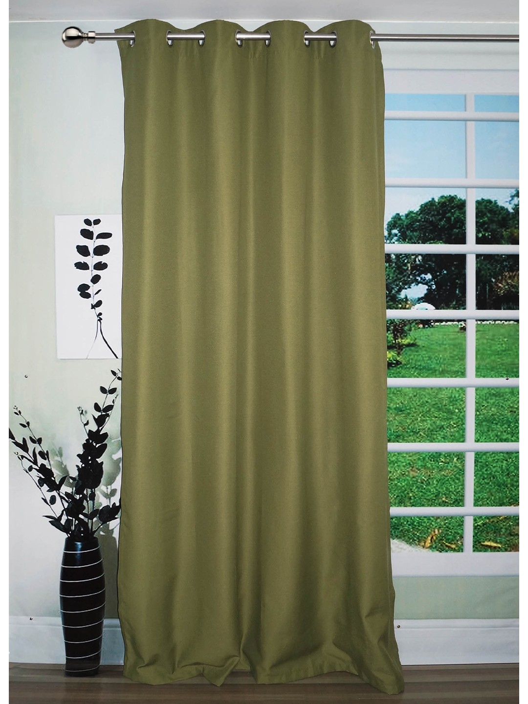 

Lushomes Green Door Curtain