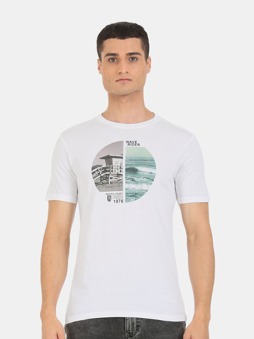 

Colt Men White & bright gray Printed Raw Edge T-shirt