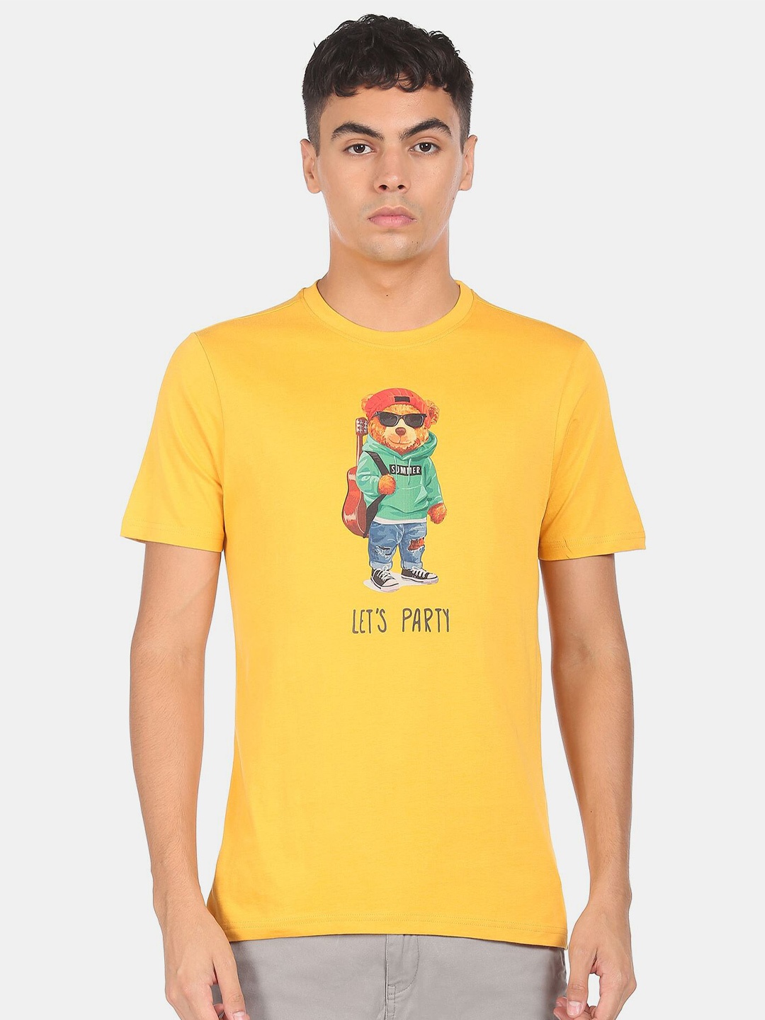 

Colt Men Yellow & pale marigold Printed Applique T-shirt