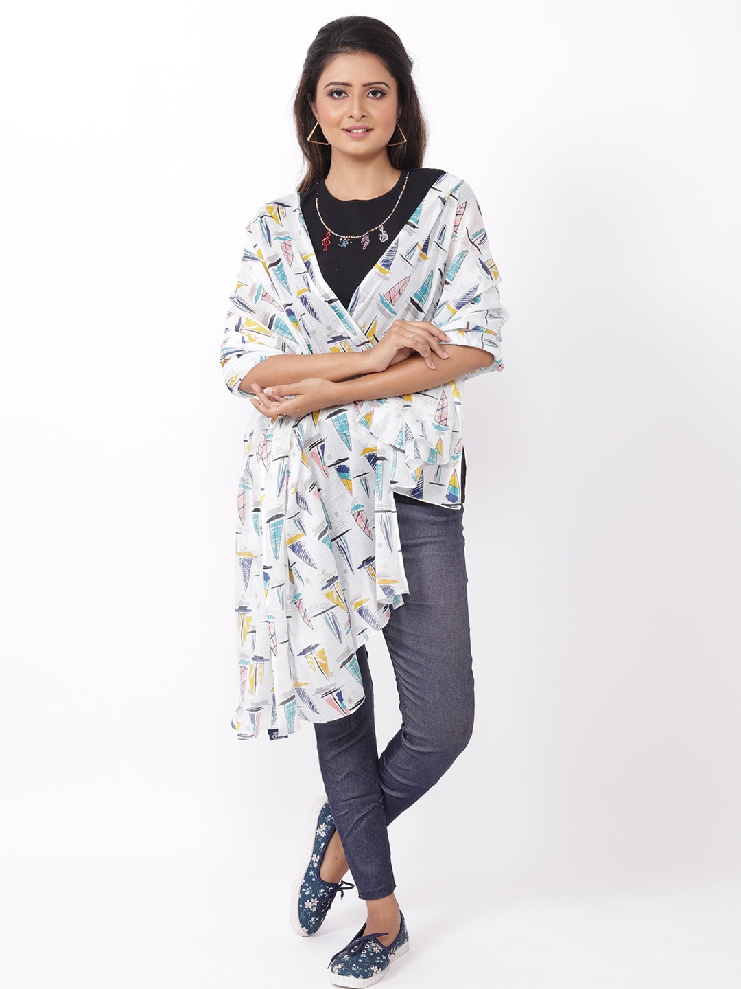 

AQVA Women White & Green Printed Scarf