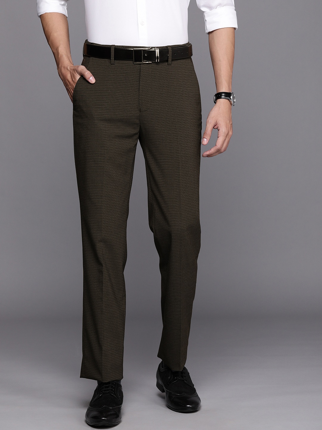 

Peter England Elite Men Brown Checked Slim Fit Trousers
