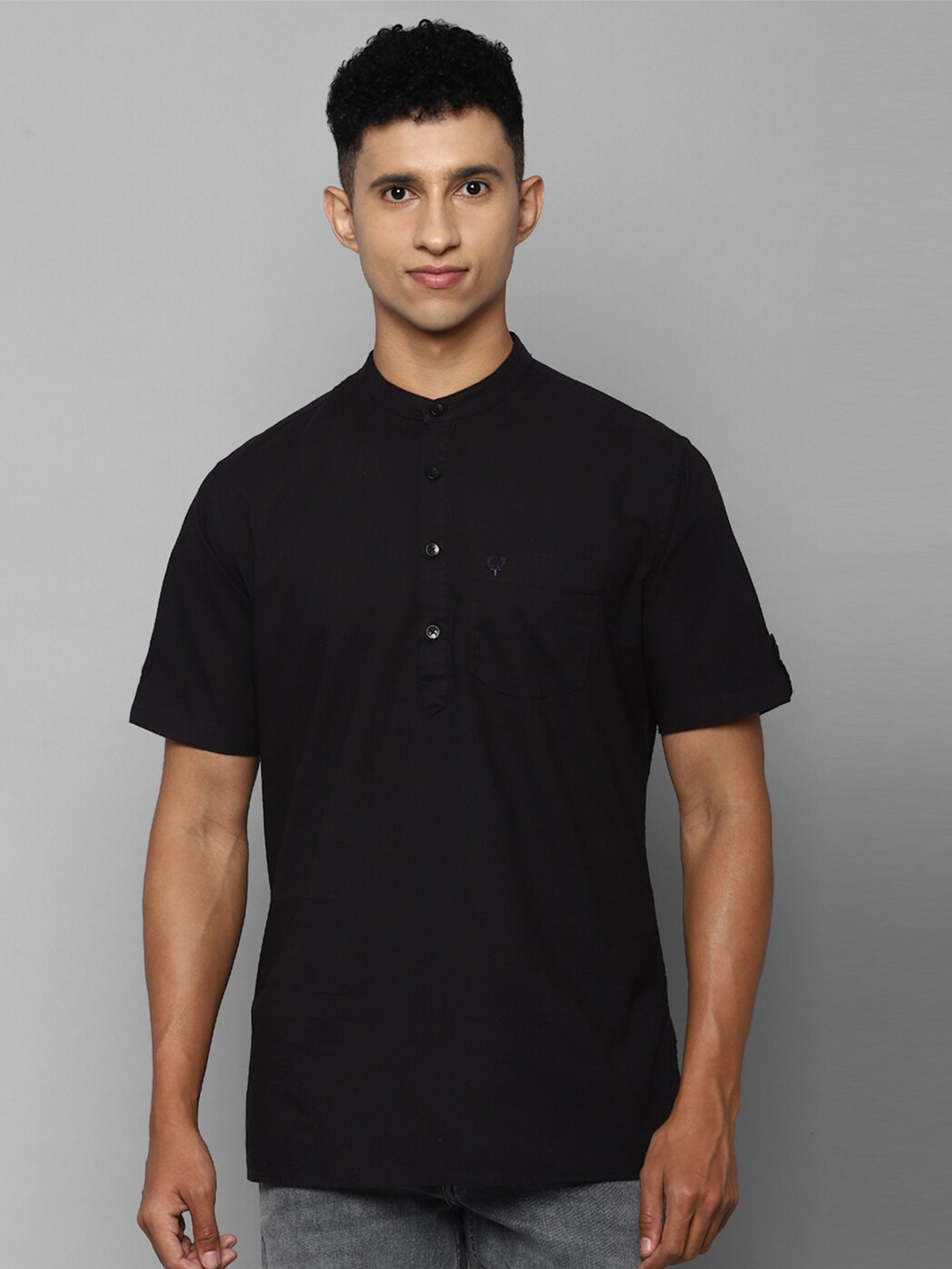 

Allen Solly Men Black Slim Fit Casual Shirt