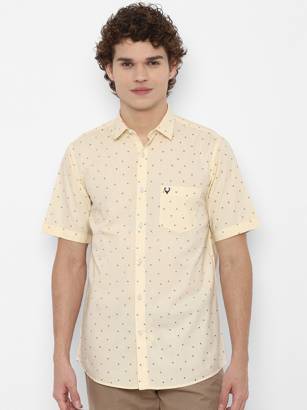 

Allen Solly Men Cream-Coloured Slim Fit Printed Casual Shirt