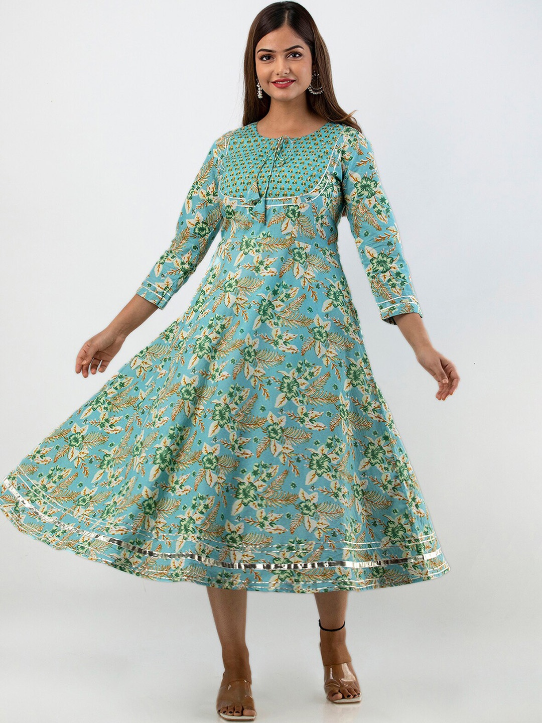 

KALINI Women Green Floral Printed Floral Kurta