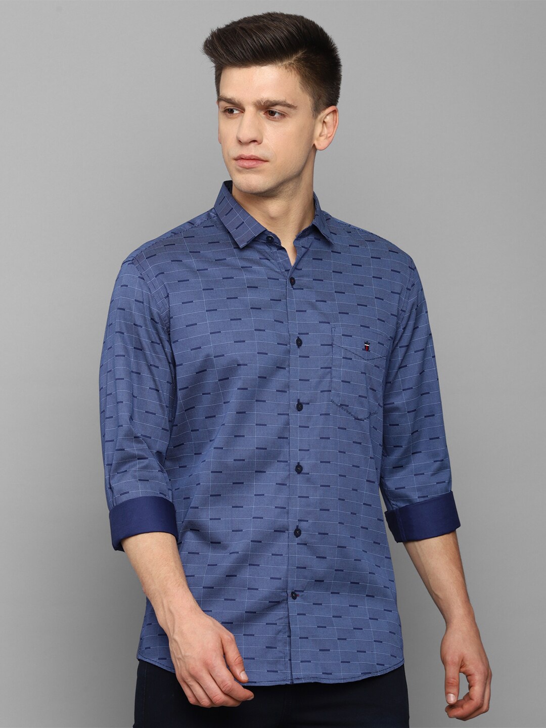 

Louis Philippe Sport Men Blue Slim Fit Printed Casual Shirt