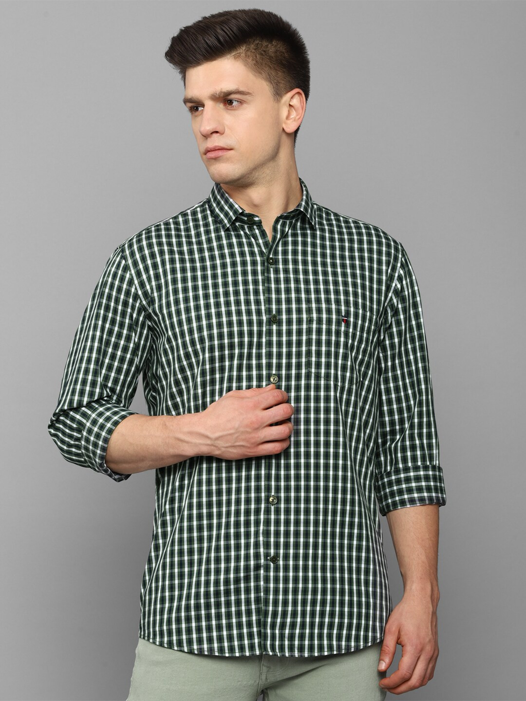 

Louis Philippe Sport Men Green Slim Fit Gingham Checks Checked Casual Shirt