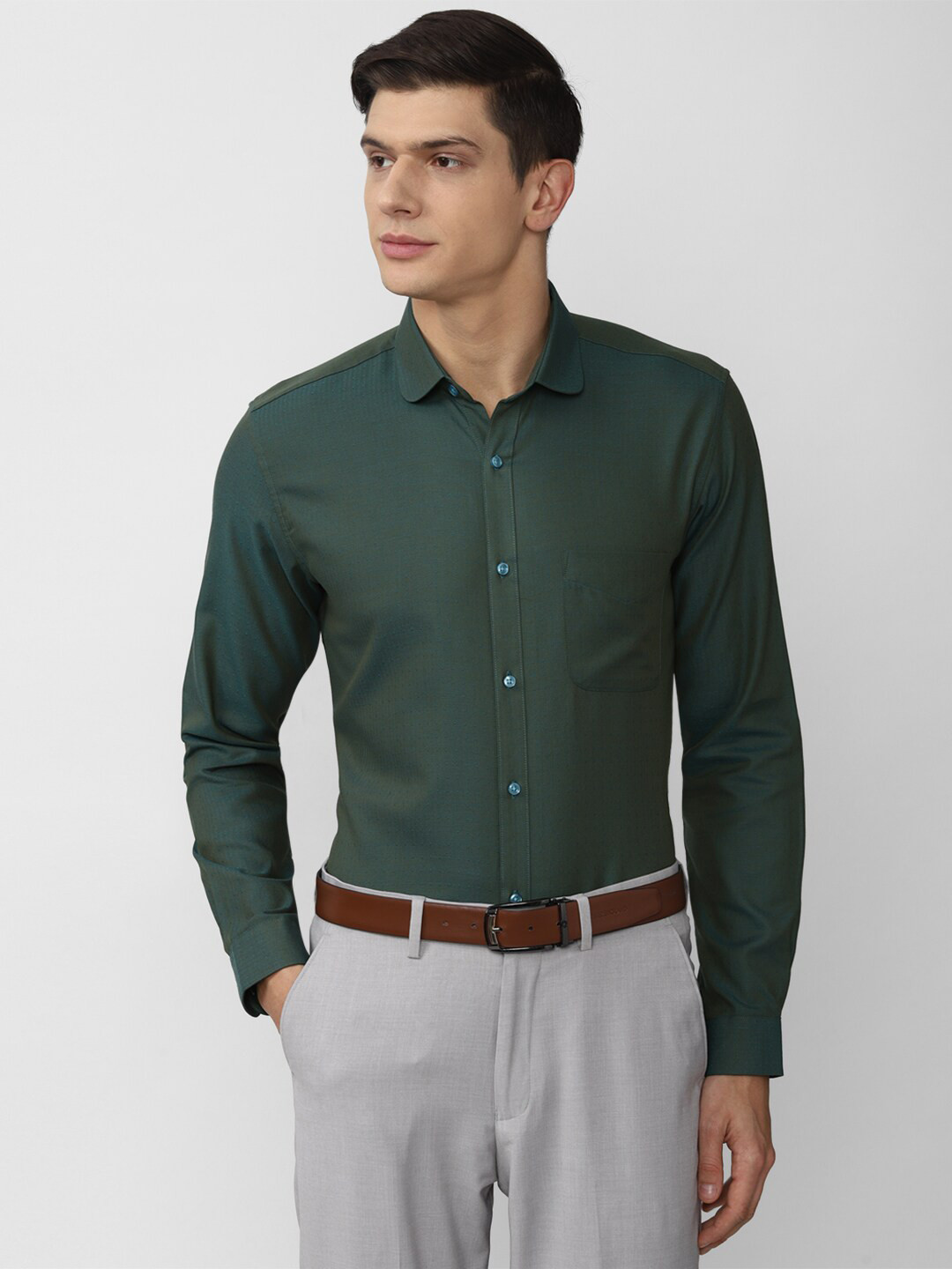 

Peter England Men Green Formal Shirt