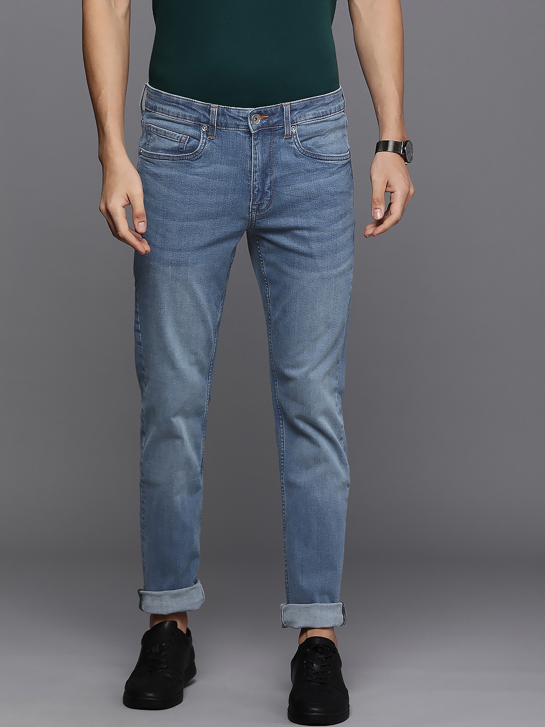 

Louis Philippe Jeans Men Blue Smart Fit Low-Rise Light Fade Stretchable Jeans