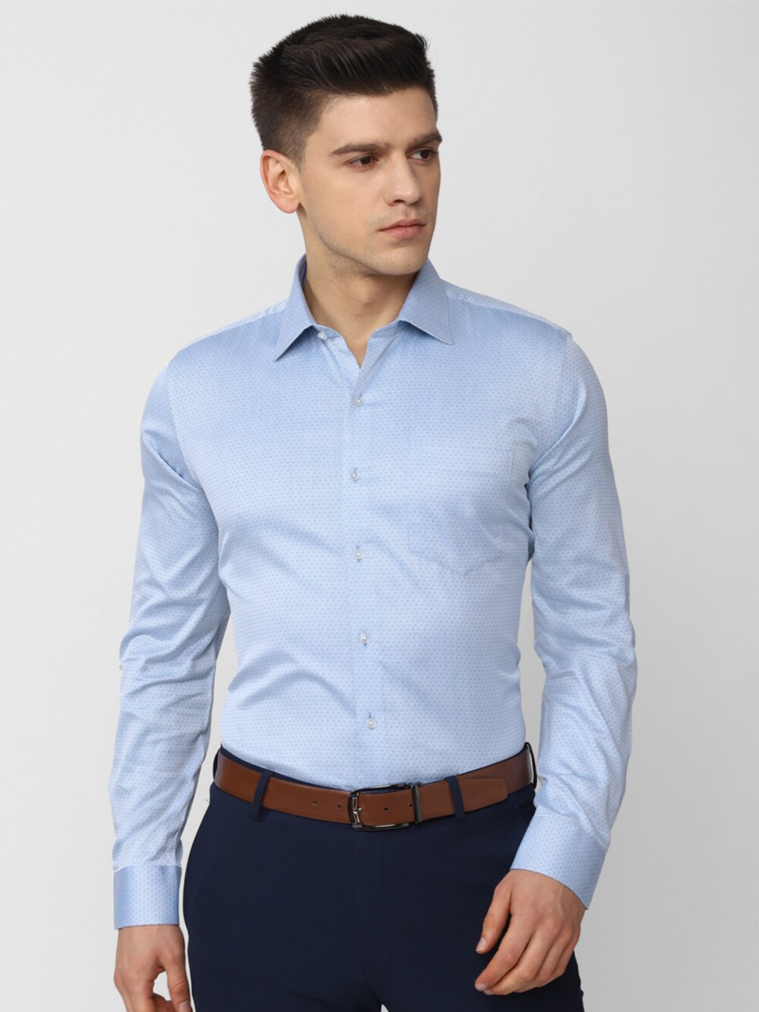 

Van Heusen Men Blue Slim Fit Formal Shirt