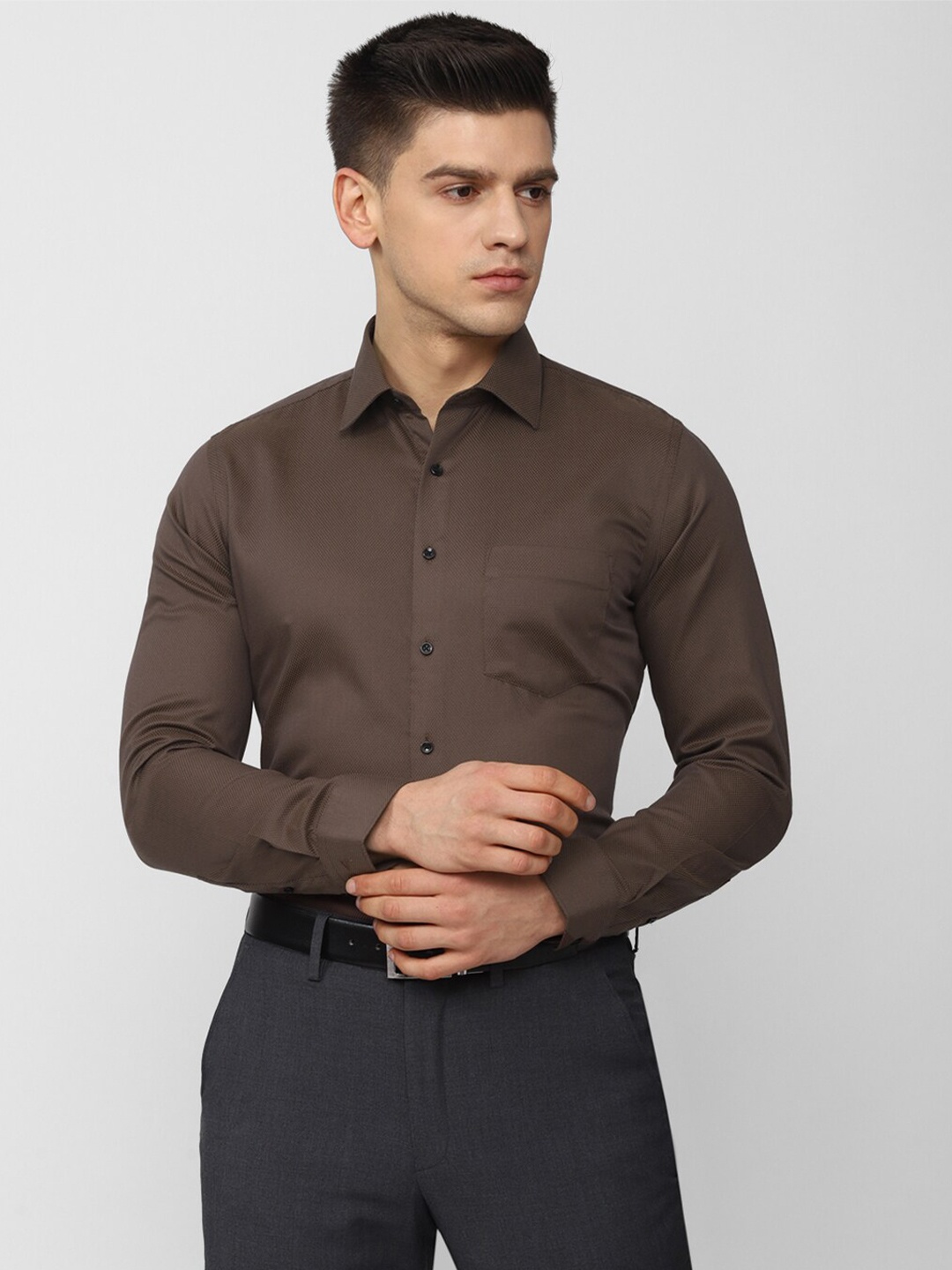

Van Heusen Men Brown Slim Fit Formal Shirt