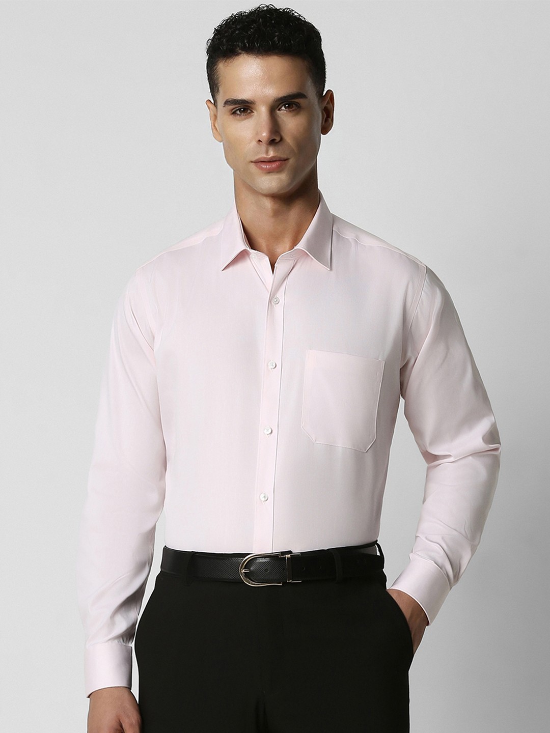 

Van Heusen Men Pink Formal Shirt