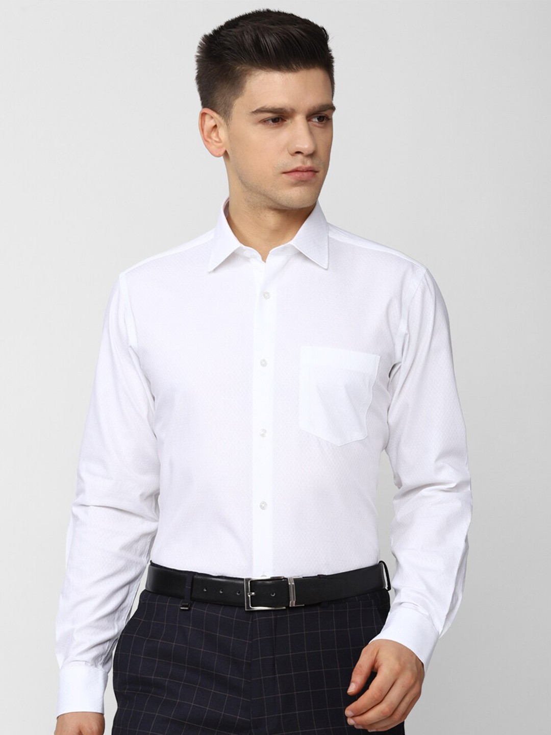 

Van Heusen Men White Formal Shirt