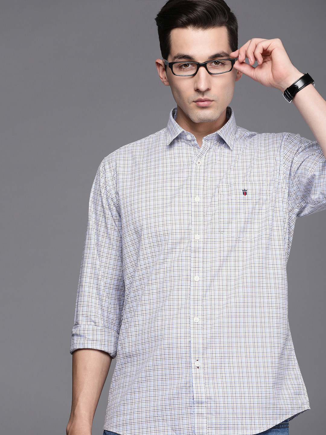 

Louis Philippe Sport Men Blue And White Slim Fit Micro Checked Pure Cotton Casual Shirt