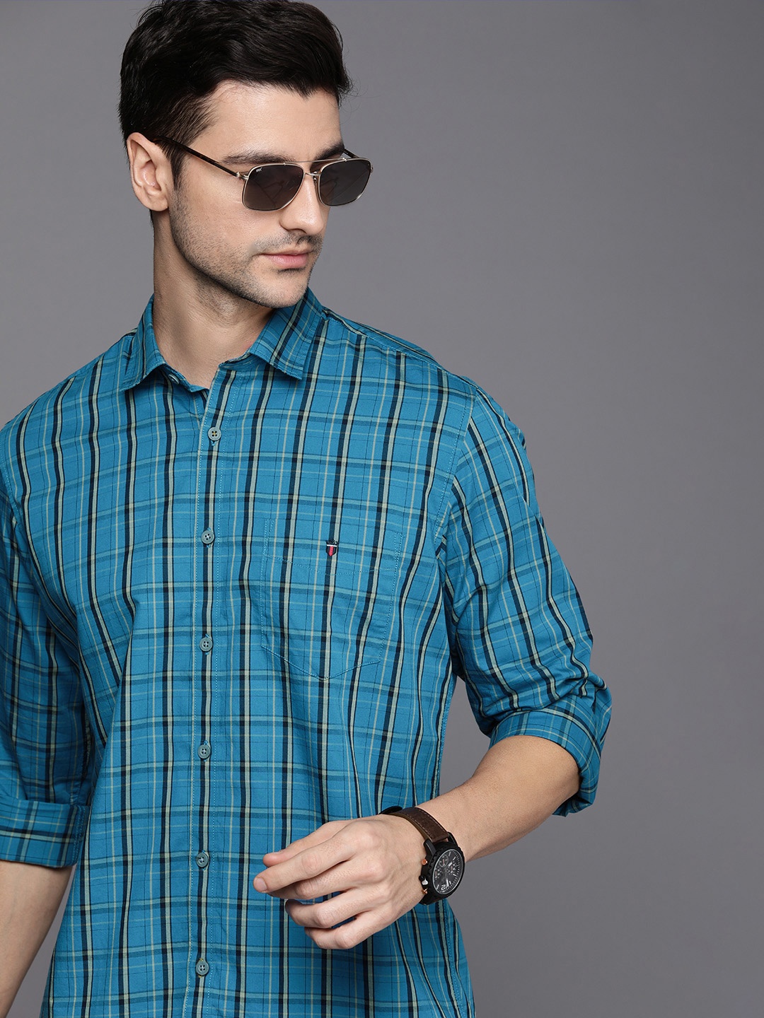 

Louis Philippe Sport Men Blue & Black Slim Fit Checked Casual Shirt