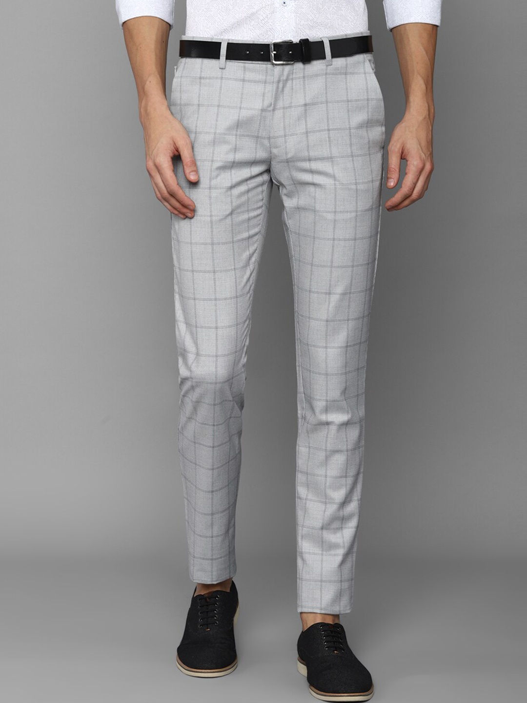 

Louis Philippe Sport Men Grey Checked Slim Fit Trousers