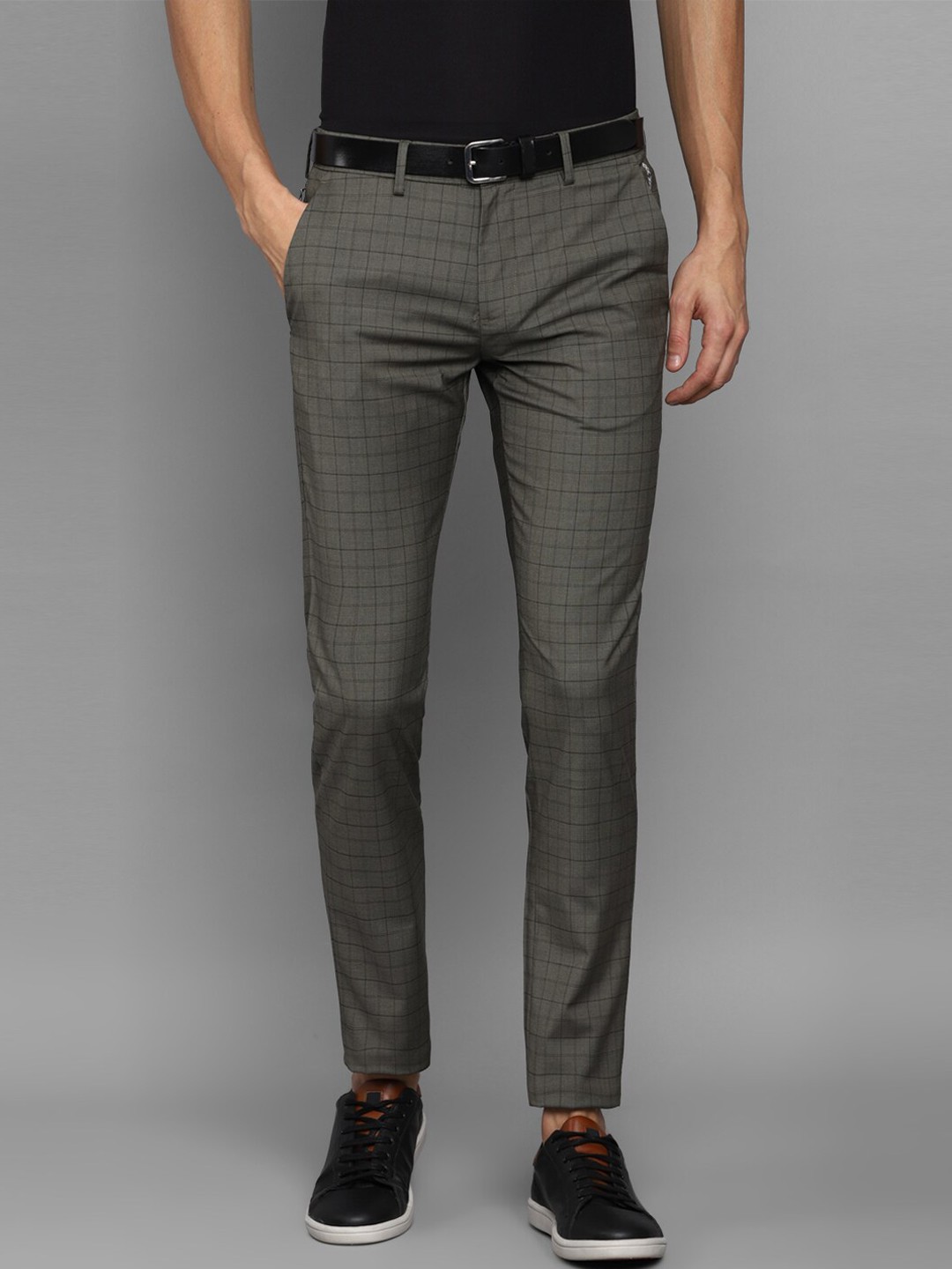 

Louis Philippe Sport Men Olive Green Checked Slim Fit Trousers