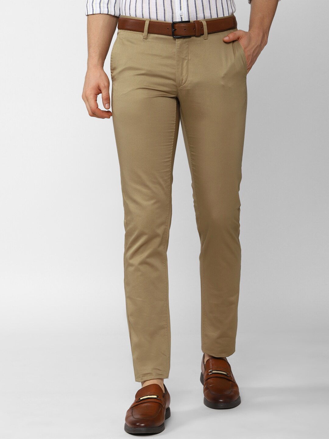 

Van Heusen Sport Men Khaki Slim Fit Chinos Trousers