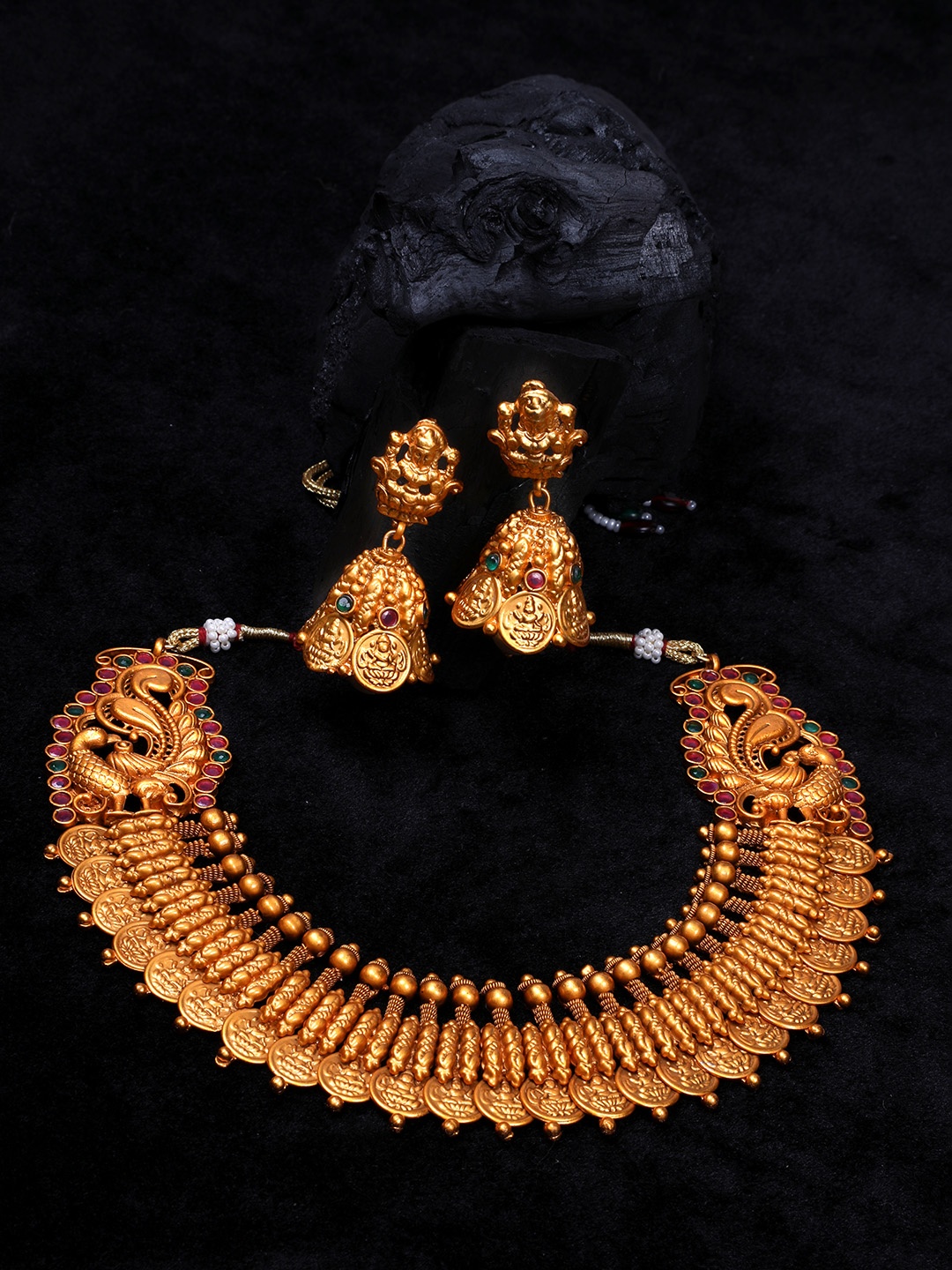 

StileAdda Gold-Plated Gold Stone Studded Temple Jewellery Set