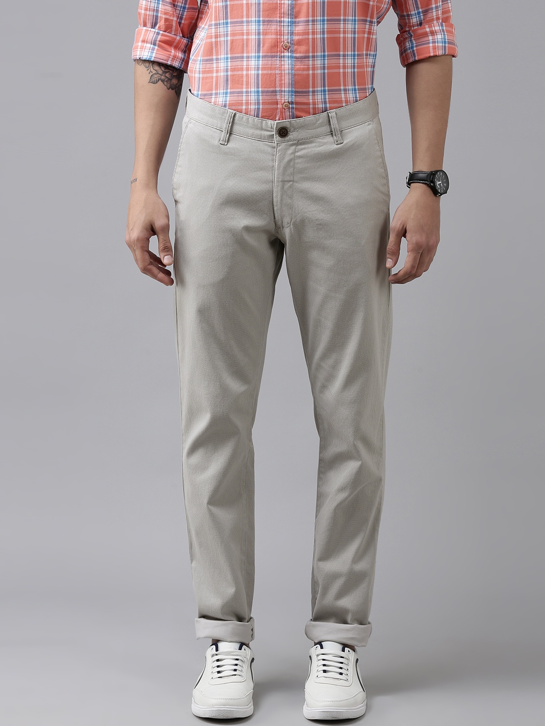 

Van Heusen Sport Men Grey Tapered Fit Chinos Trousers