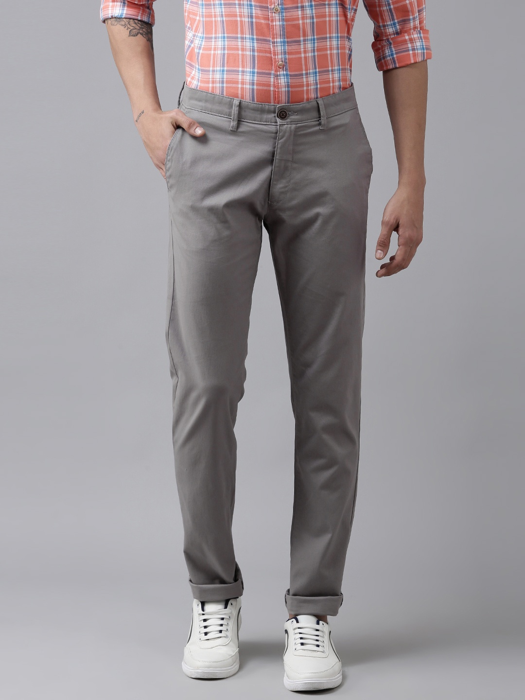 

Van Heusen Sport Men Blue Tapered Fit Chinos Trousers