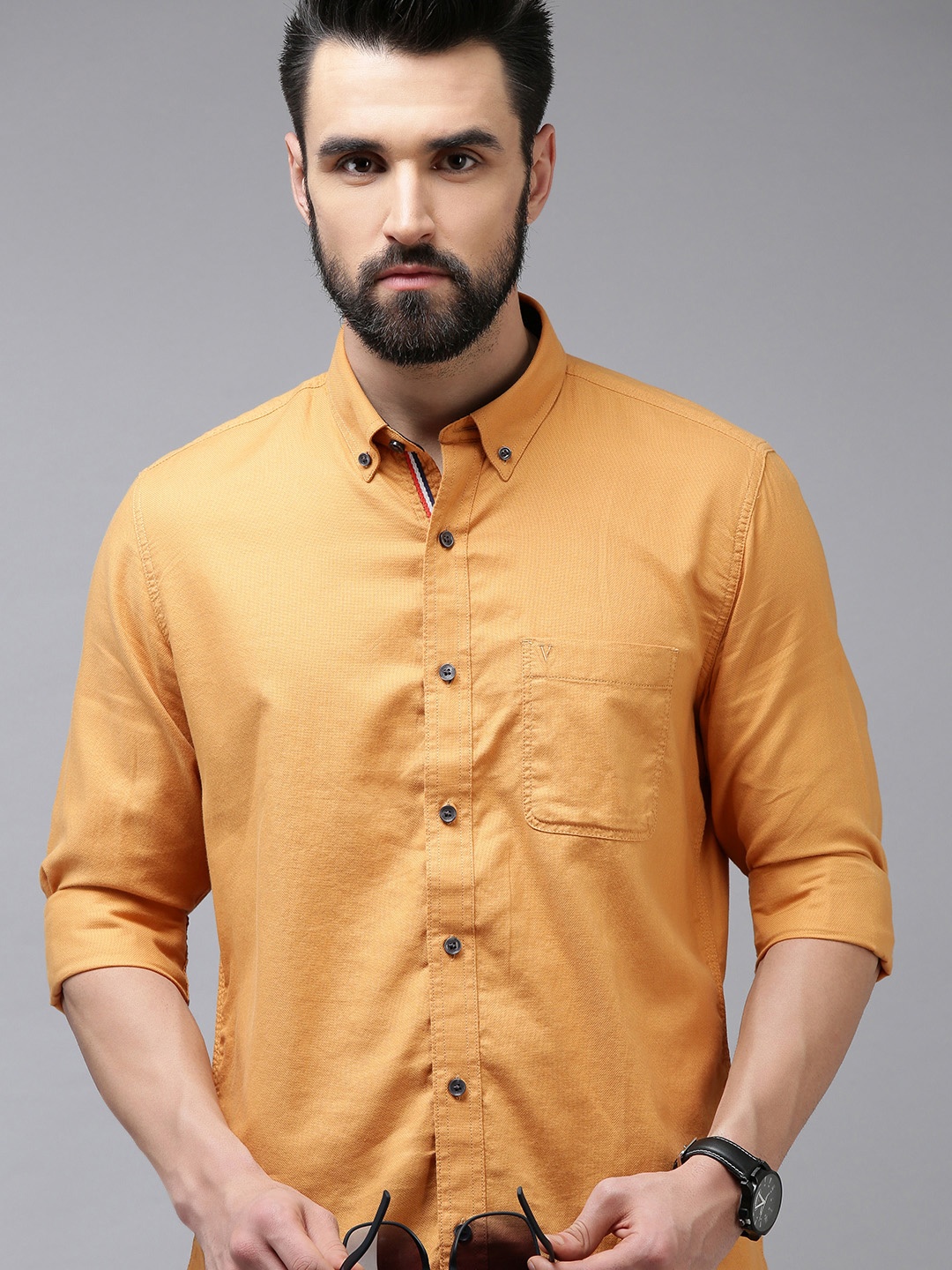 

Van Heusen Sport Men Rust Slim Fit Pure Cotton Casual Shirt