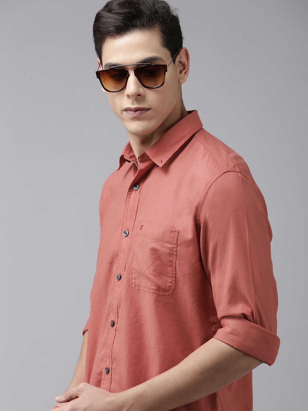 

Van Heusen Sport Men Orange Slim Fit Solid Opaque Pure Cotton Casual Shirt