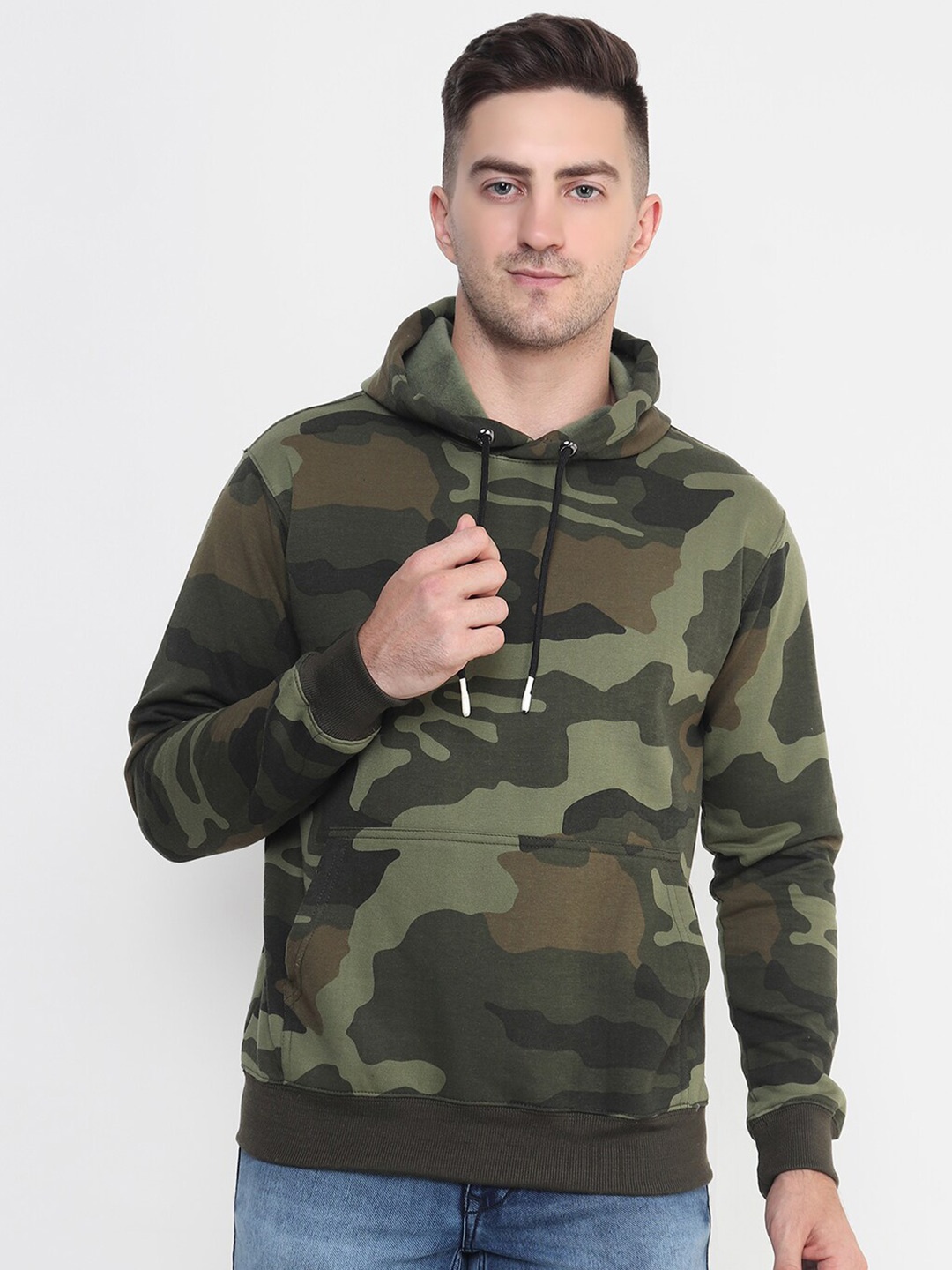 

PockMAN Men Olive Green Printed Hooded Sweatshirt