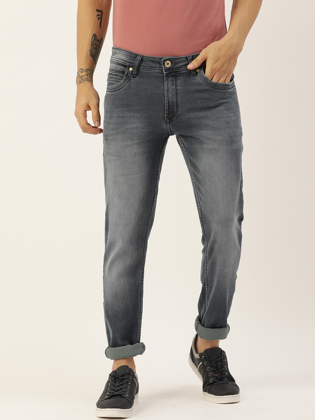 

Peter England Casuals Men Grey Light Fade Stretchable Slim Fit Casual Jeans