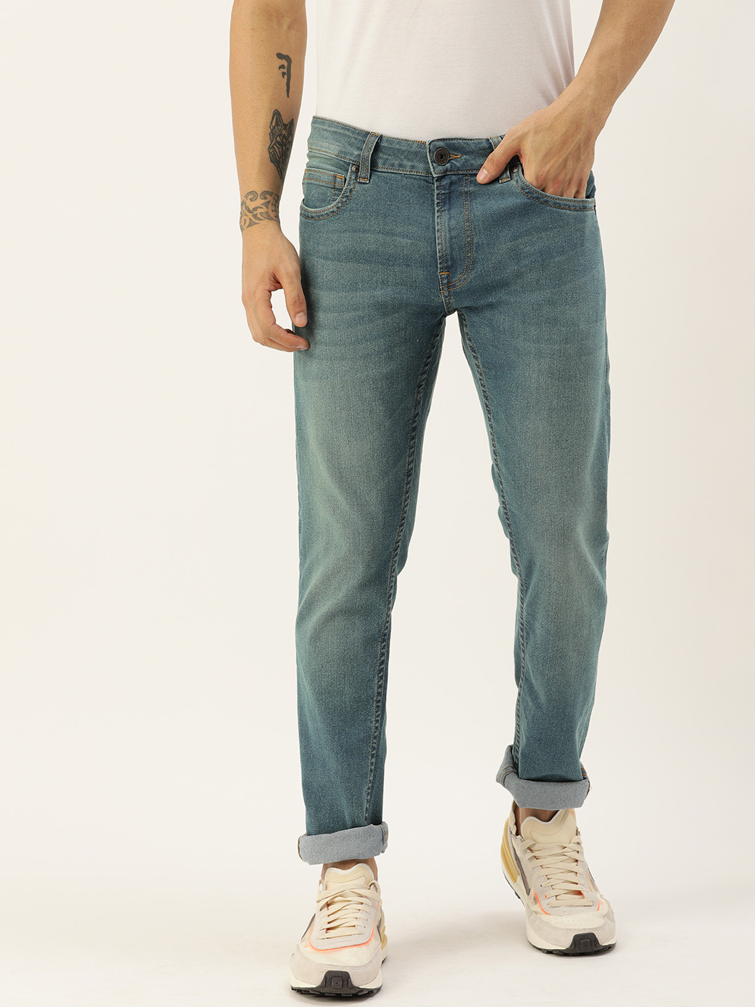 

Peter England Casuals Men Blue Slim Fit Light Fade Stretchable Casual Jeans