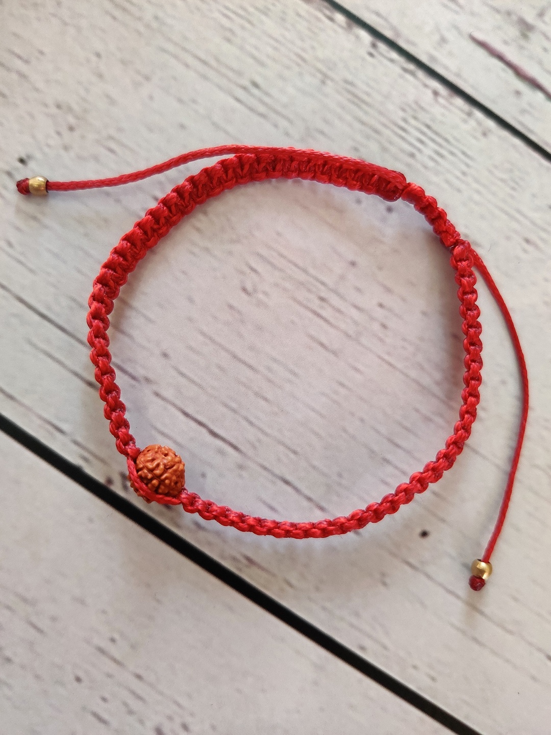 

EL REGALO Red Rudraksha Wraparound Rakhi with Greeting Card & Roli Chawal