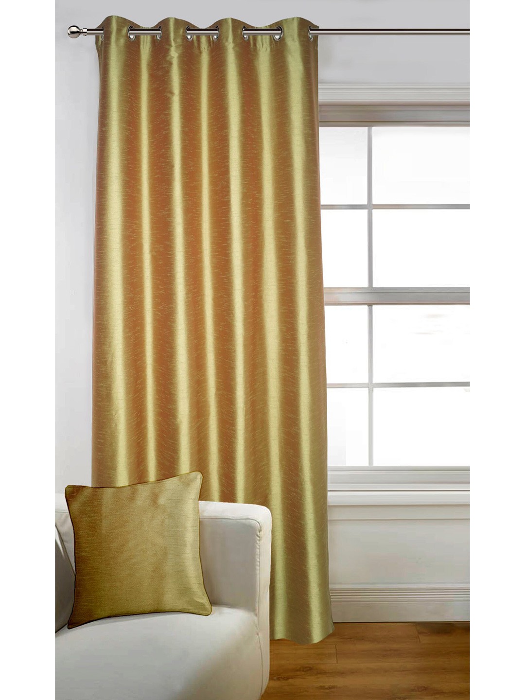 

Lushomes Green Door Curtain