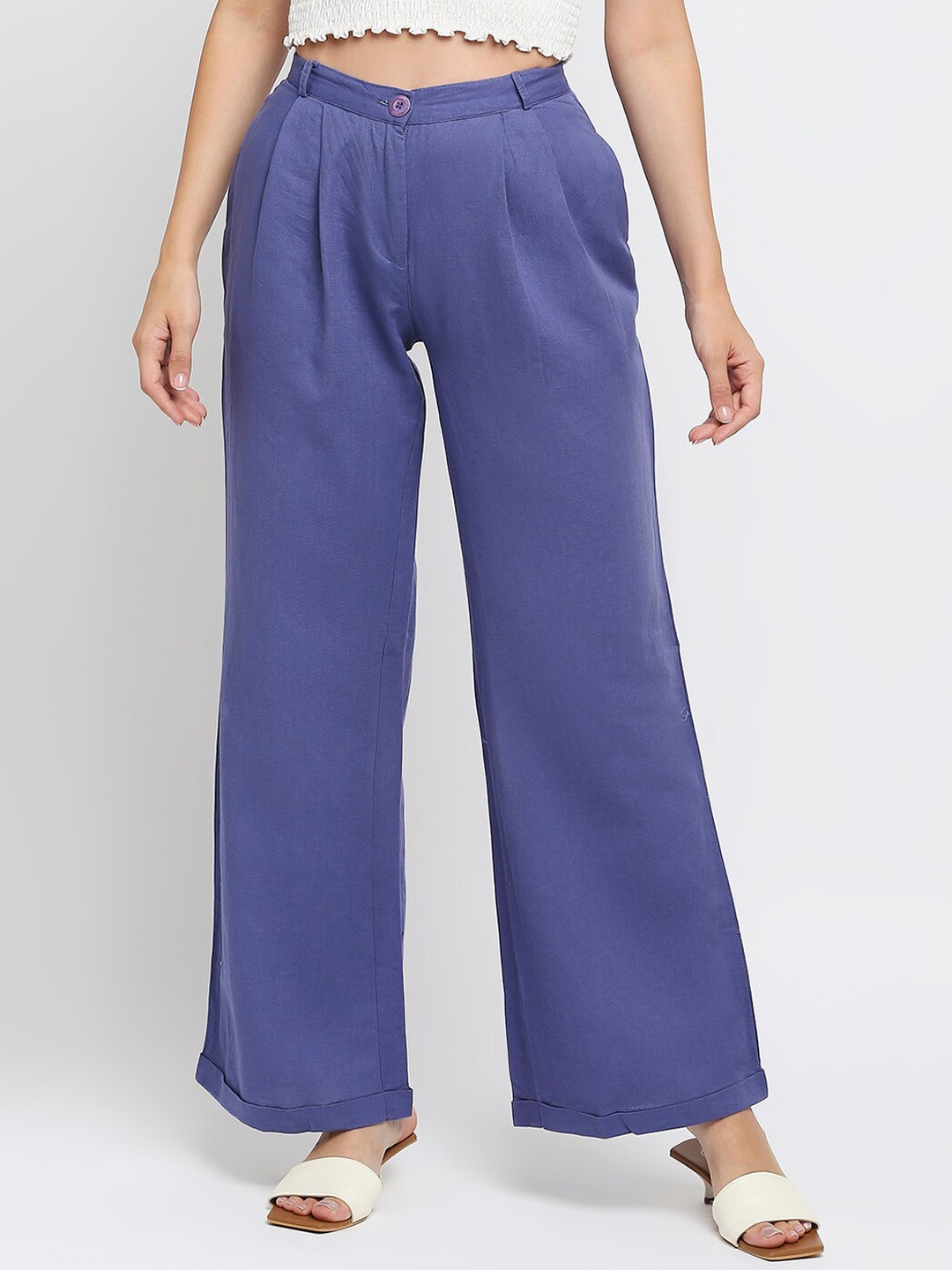 

MOD ECRU Women Violet Urban Slim Fit Pleated Trousers