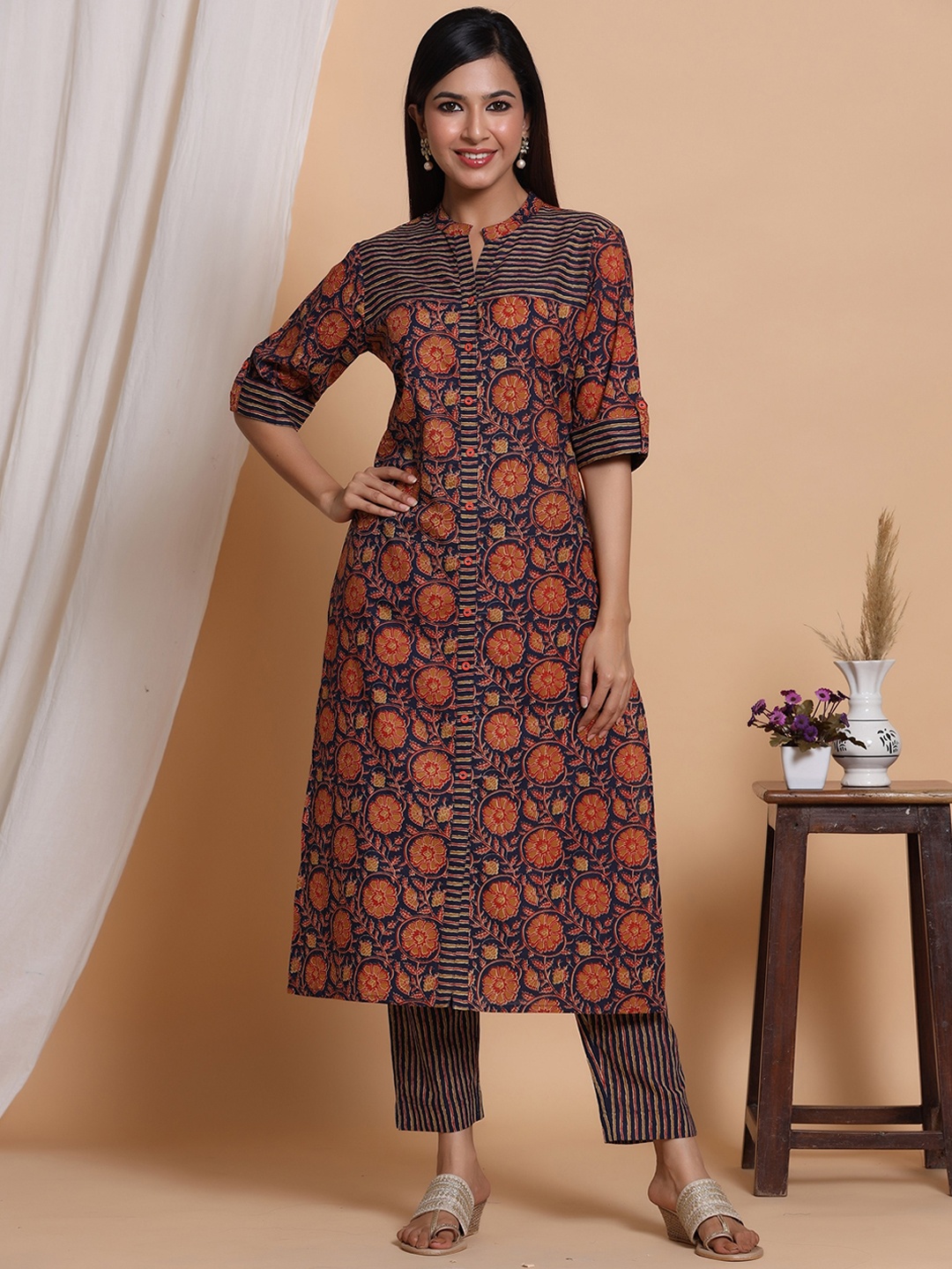 

mirari Women Orange Printed Pure Cotton Kurta with Trousers