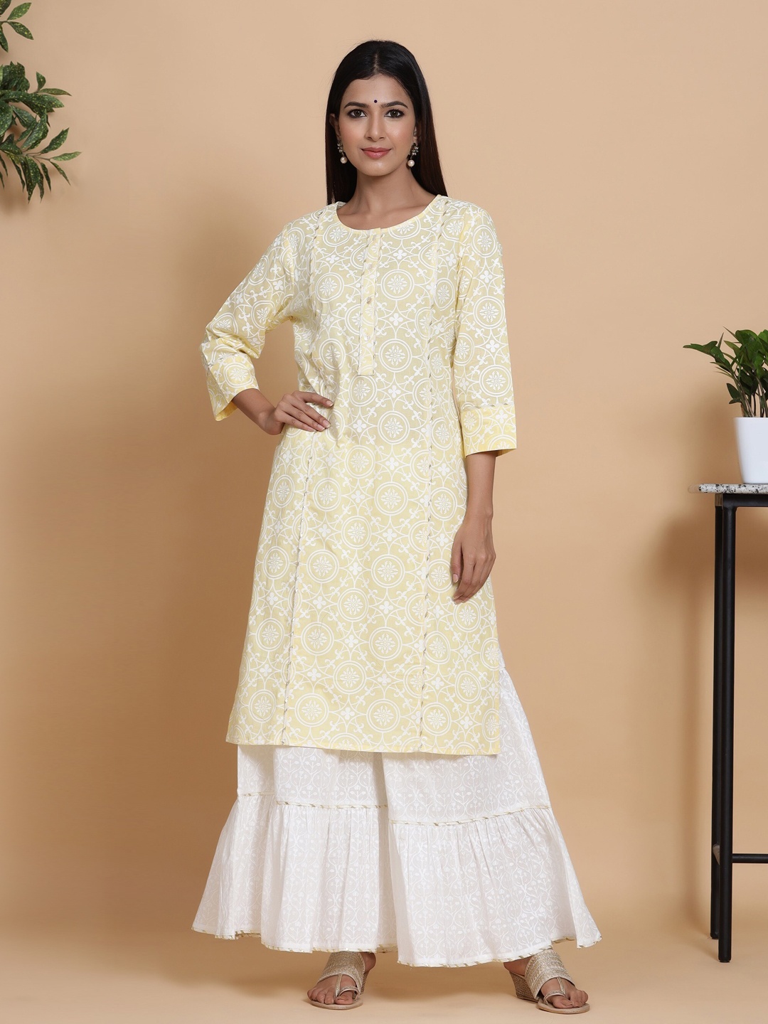 

mirari Women Yellow Floral Printed Pleated Pure Cotton Kurti with Sharara