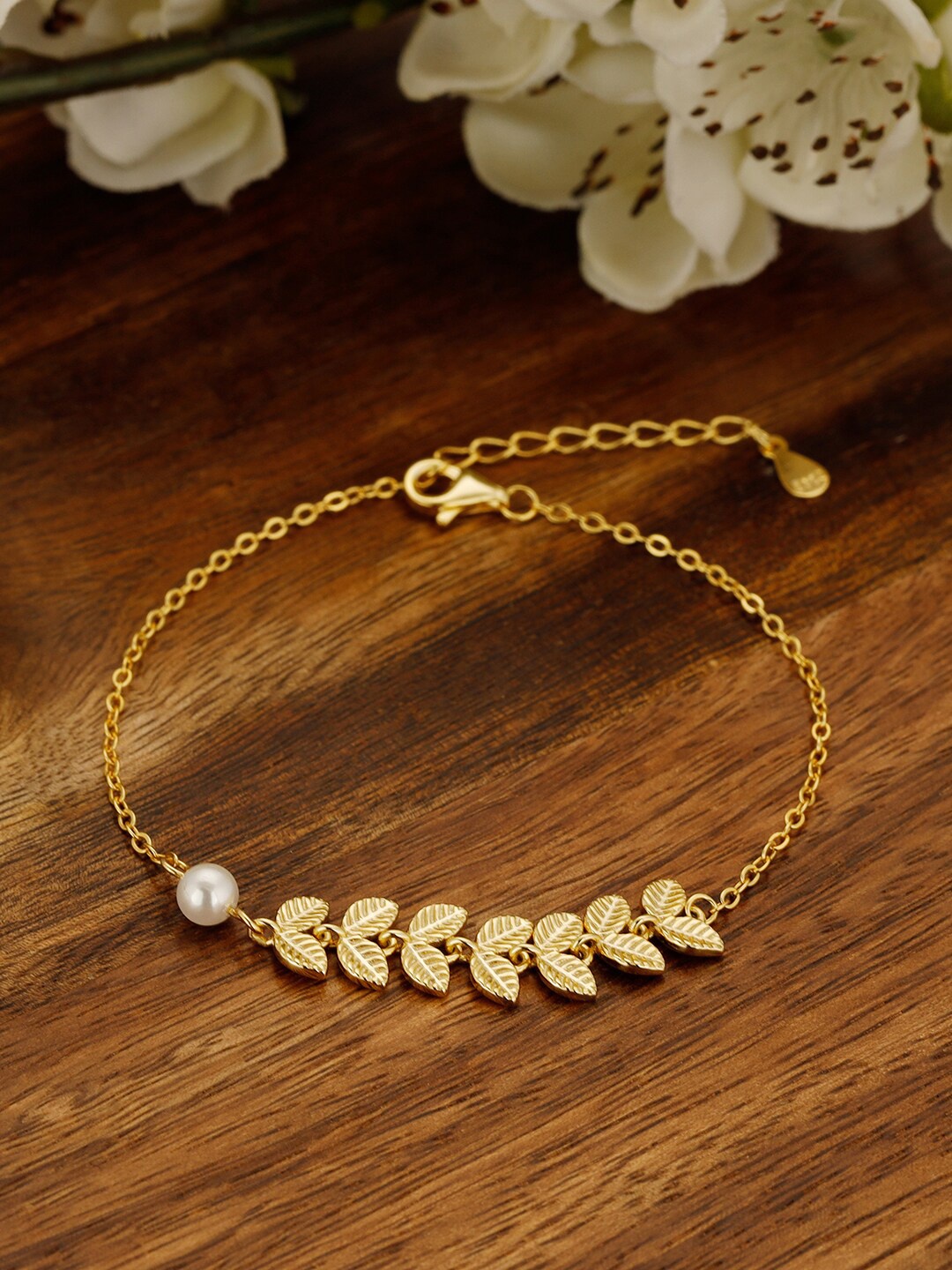 

GIVA 925 Sterling Silver 18k Gold Plated Leaves Adjustable Bracelet