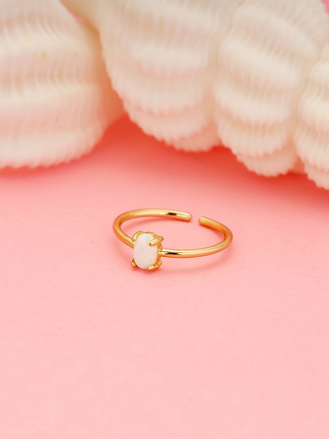 

GIVA 925 Sterling Silver 18k Gold Plated Oval White Adjustable Ring