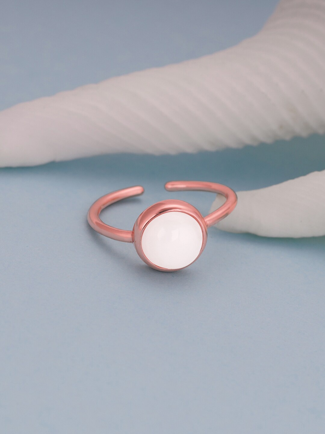 

GIVA Rose Gold-Plated White Stone-Studded Finger Ring