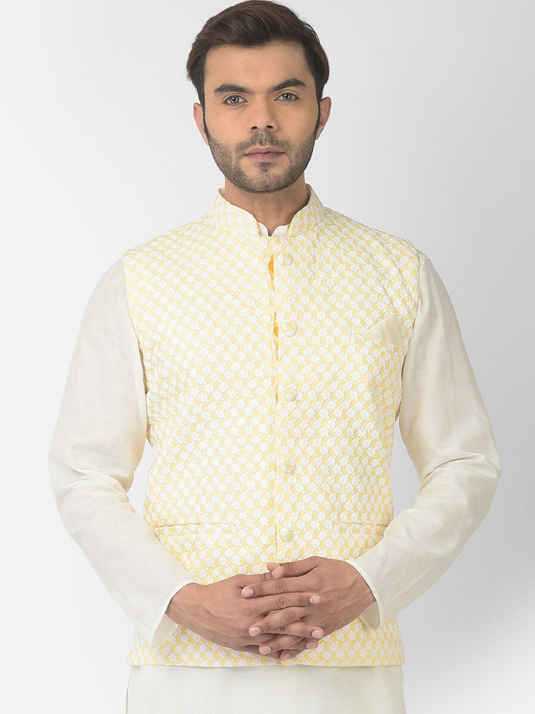 

DEYANN Men Yellow Embroidered Pure Cotton Nehru Jacket
