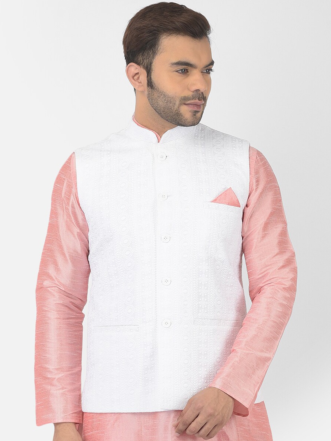 

DEYANN Men White Embroidered Pure Cotton Nehru Jacket