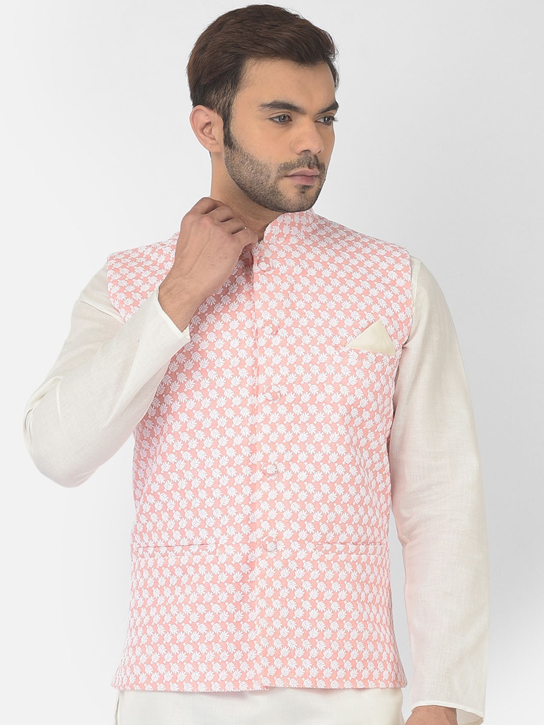 

DEYANN Men Peach-Coloured & White Embroidered Woven Pure Cotton Nehru Jackets